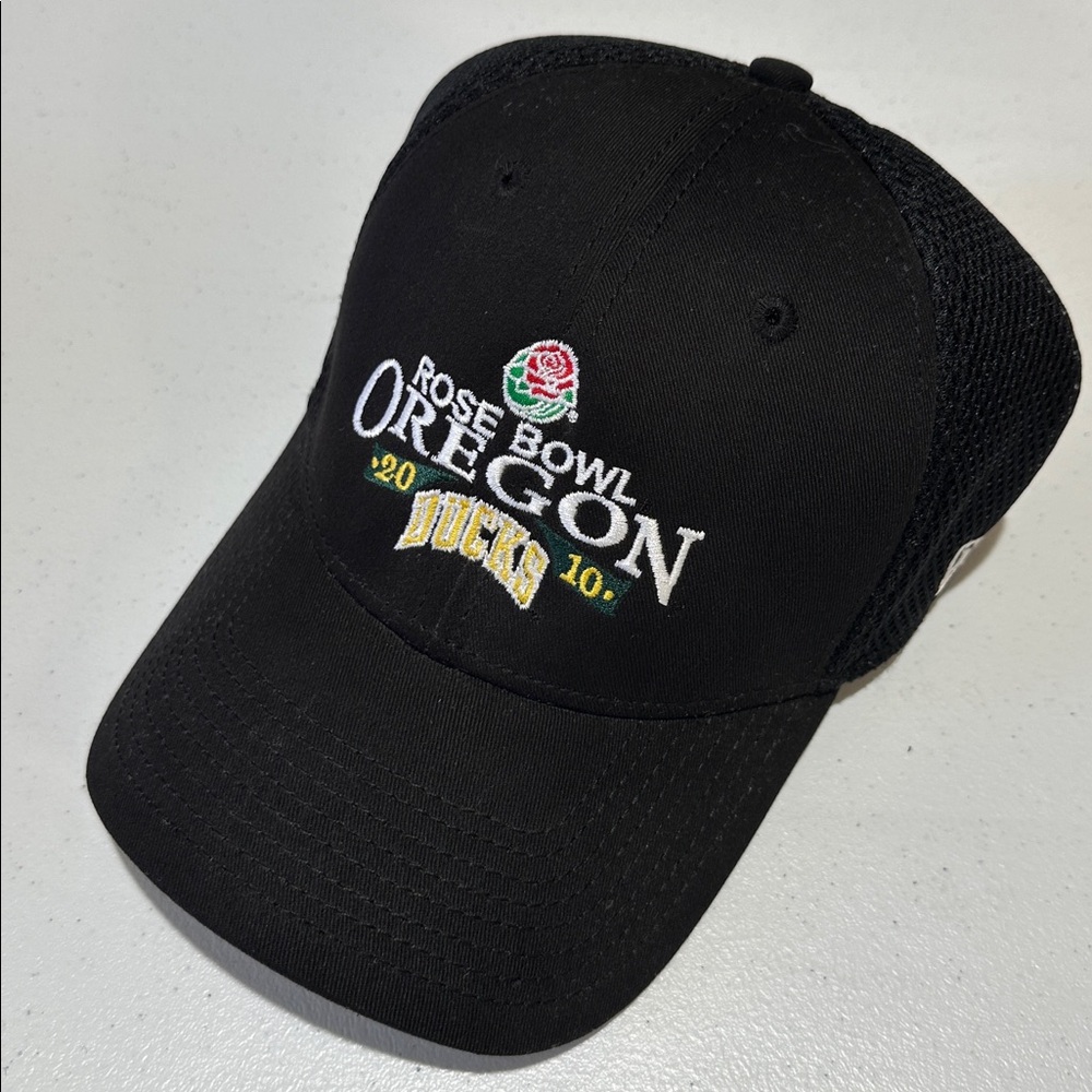 Vintage 2010 Rose Bowl Oregon Ducks Cap NWT